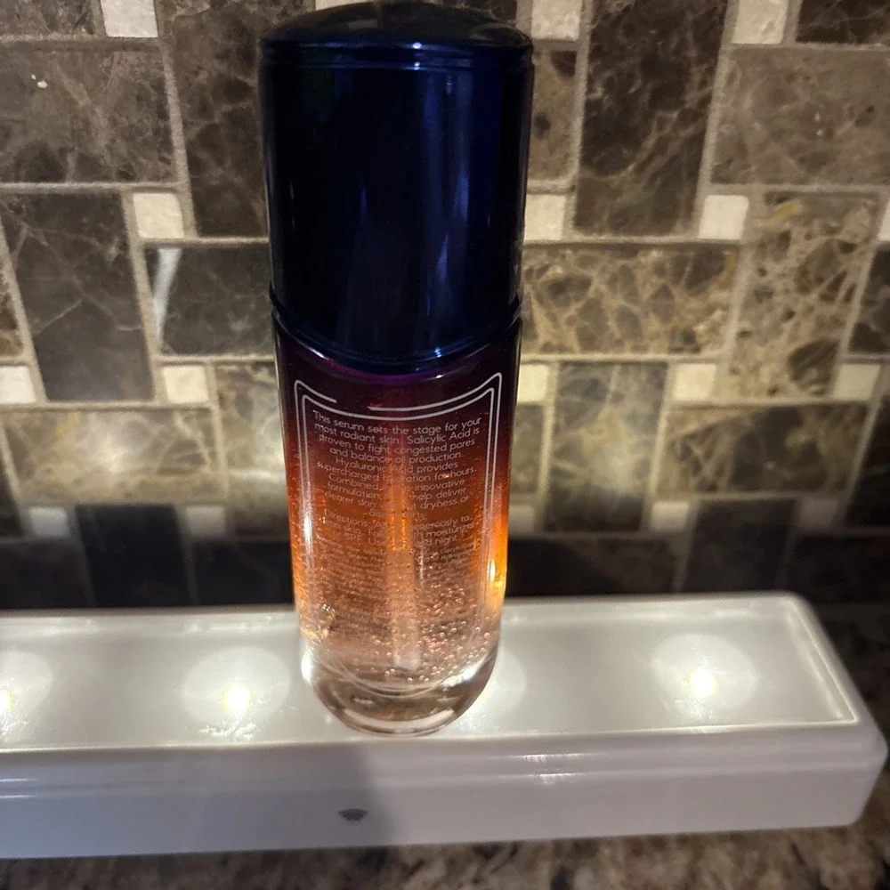 Radiant Beauty HYALURONIC‎ & SALICYLIC ACID Smoothing Facial Serum 1.69 Fl Oz